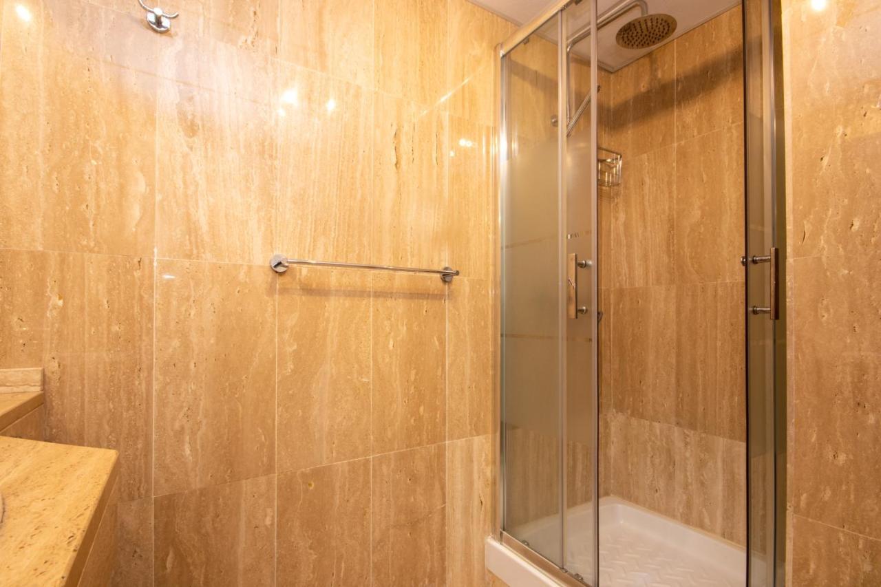 Ground Floor Apartment, Los Jardines De Santa Maria Elviria Marbella Dış mekan fotoğraf
