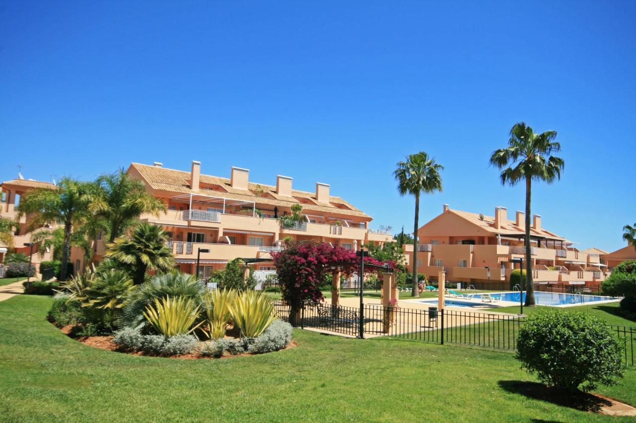 Ground Floor Apartment, Los Jardines De Santa Maria Elviria Marbella Dış mekan fotoğraf